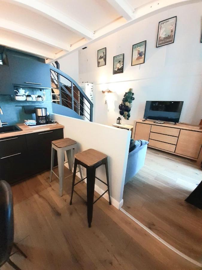 Charmant Studio En Duplex Esprit Loft Avec Balcon Vue Mer, Et Piscine Exterieure Le Croisic Luaran gambar
