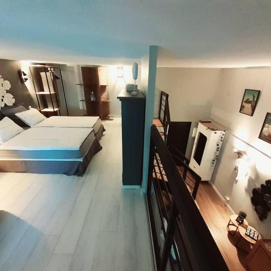 Charmant Studio En Duplex Esprit Loft Avec Balcon Vue Mer, Et Piscine Exterieure Le Croisic Luaran gambar