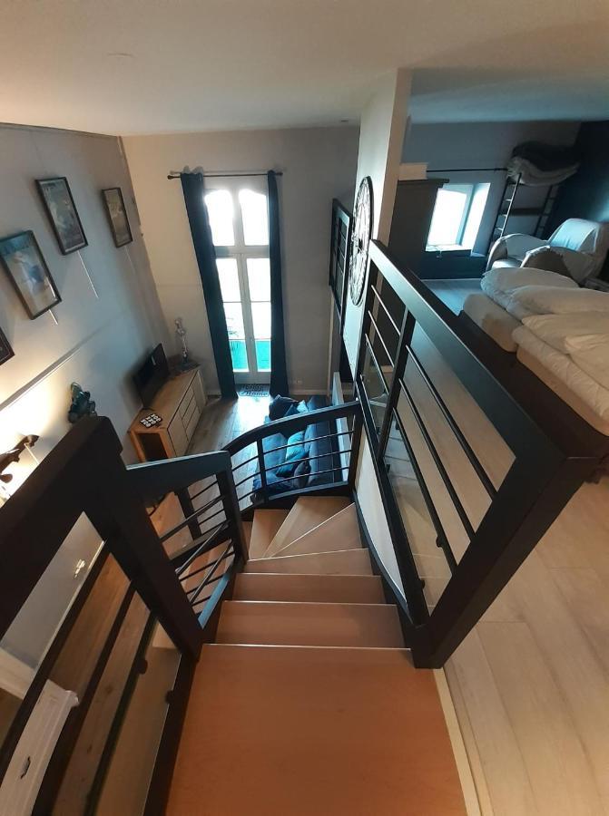 Charmant Studio En Duplex Esprit Loft Avec Balcon Vue Mer, Et Piscine Exterieure Le Croisic Luaran gambar
